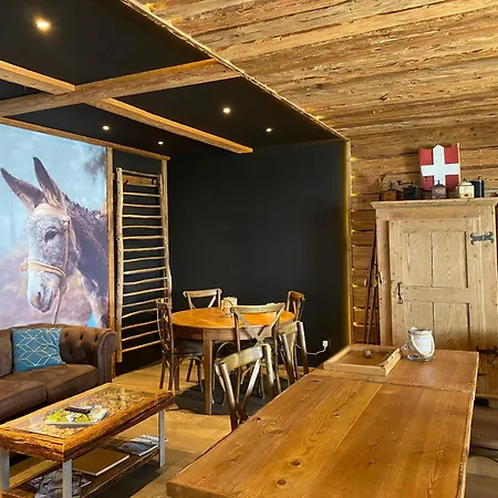 Restaurant La Tete De Mule בית הארחה
